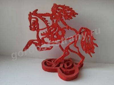 Красный конь